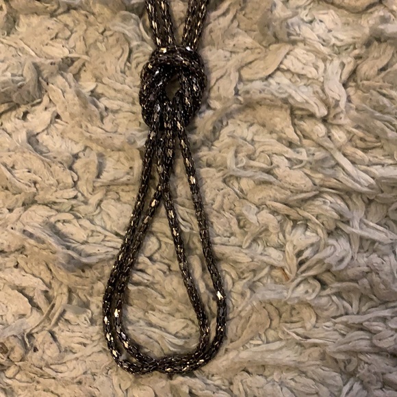 Express knot necklace - Picture 2 of 2